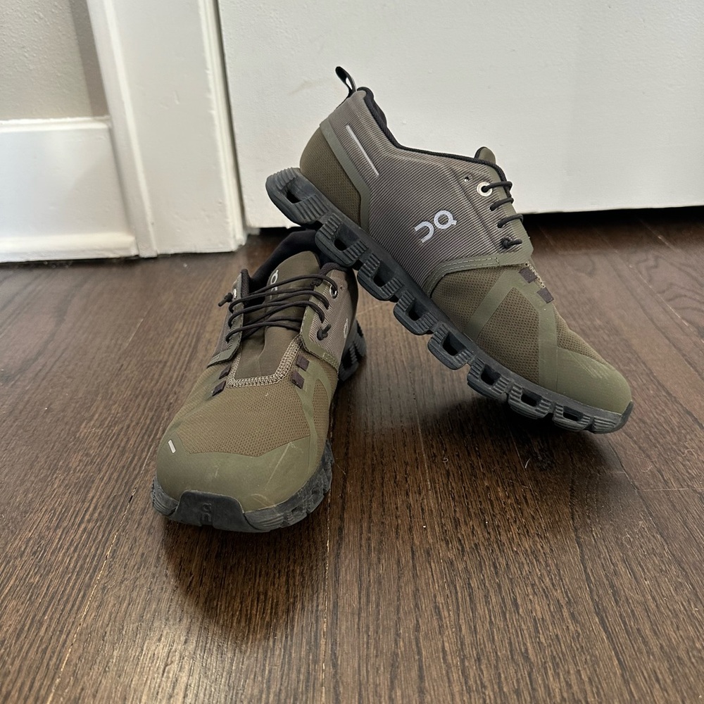 EUC On Cloud 5 Waterproof Shoes